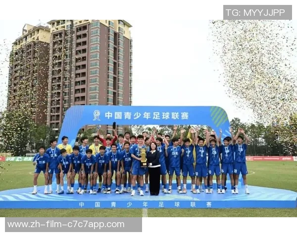 金达足球：探索足球运动的魅力与发展，助力青少年成长与梦想实现